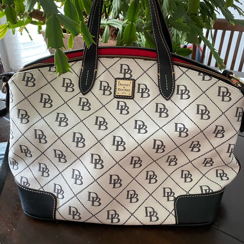 COPY - Dooney & Bourne Tote purse